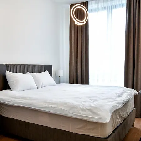 Lux Waterfront Charm 2 * Belgrade